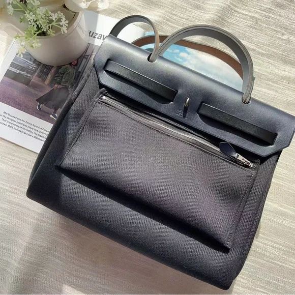 Hermes Herbag Zip Retourne 31 PM Toile Vache Hunter Black and Dark Blue PHW - Picture 5 of 11